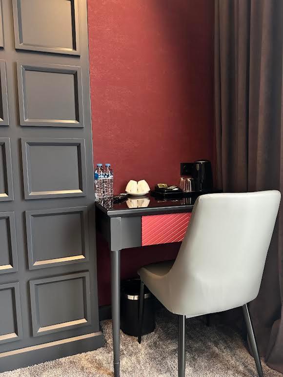 Solomon Hotel Kutaisi Eksteriør billede