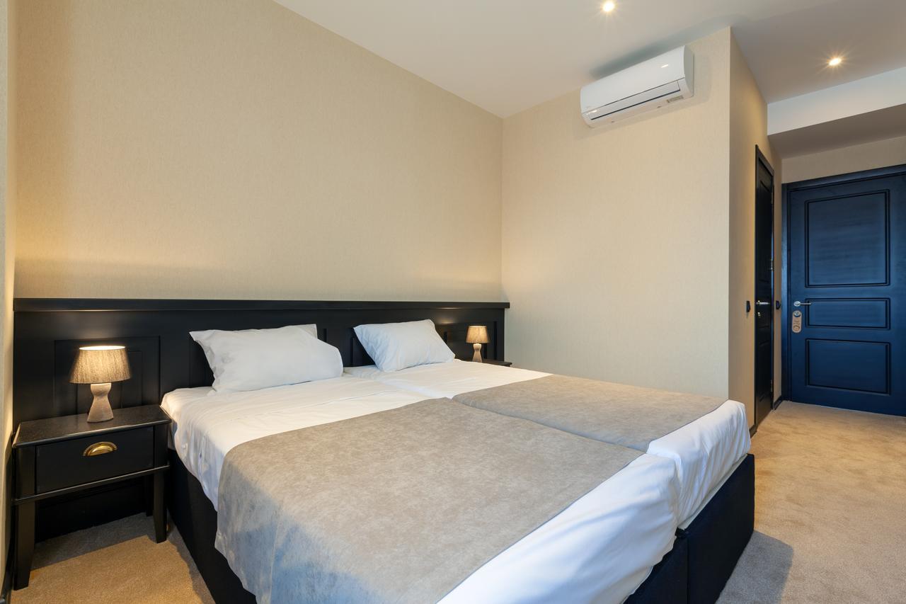 Solomon Hotel Kutaisi Eksteriør billede